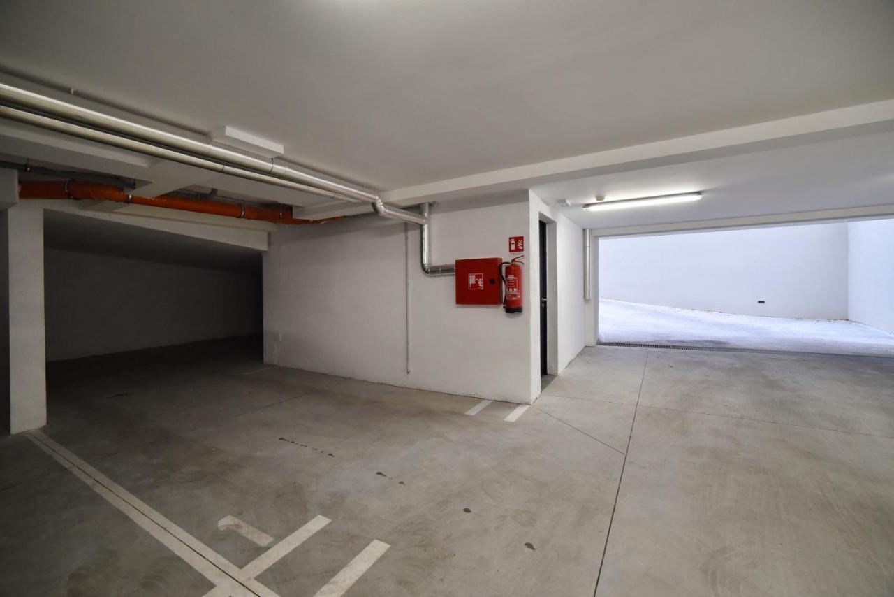 Ophelia Apartment With Parking Zagreb Ngoại thất bức ảnh