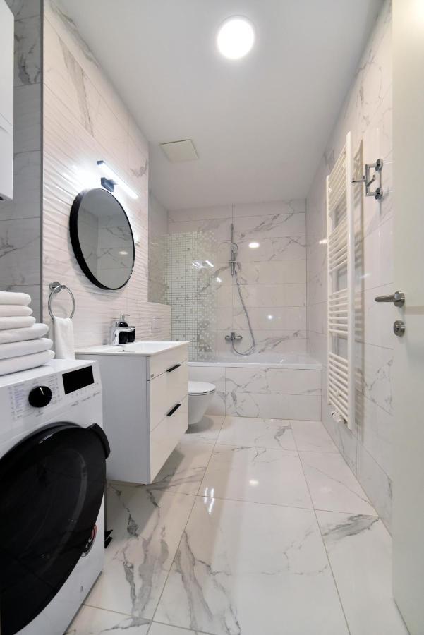 Ophelia Apartment With Parking Zagreb Ngoại thất bức ảnh