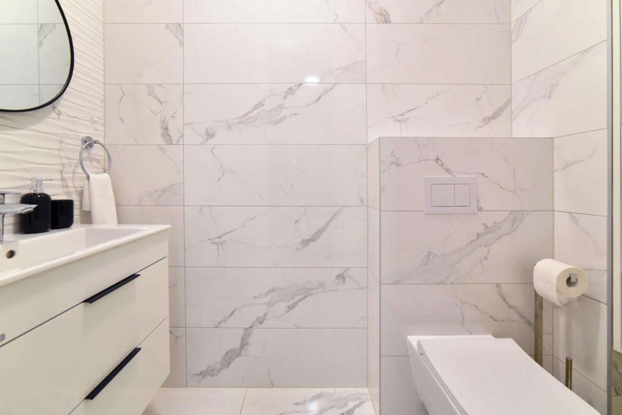 Ophelia Apartment With Parking Zagreb Ngoại thất bức ảnh