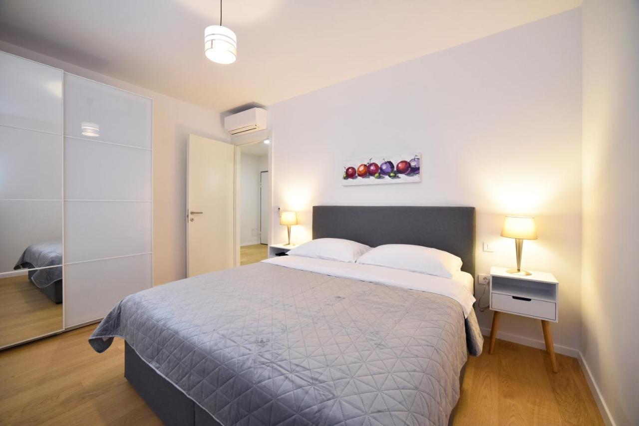 Ophelia Apartment With Parking Zagreb Ngoại thất bức ảnh
