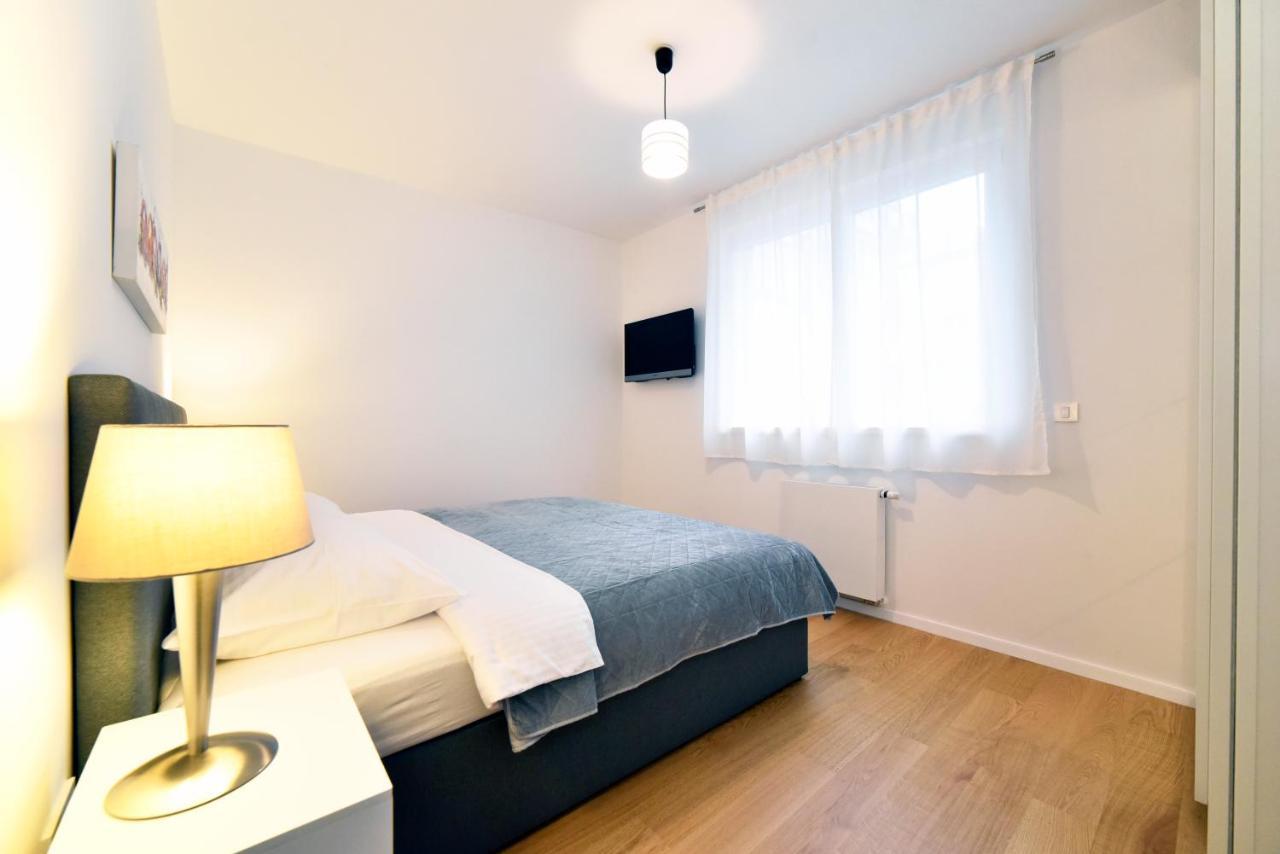 Ophelia Apartment With Parking Zagreb Ngoại thất bức ảnh
