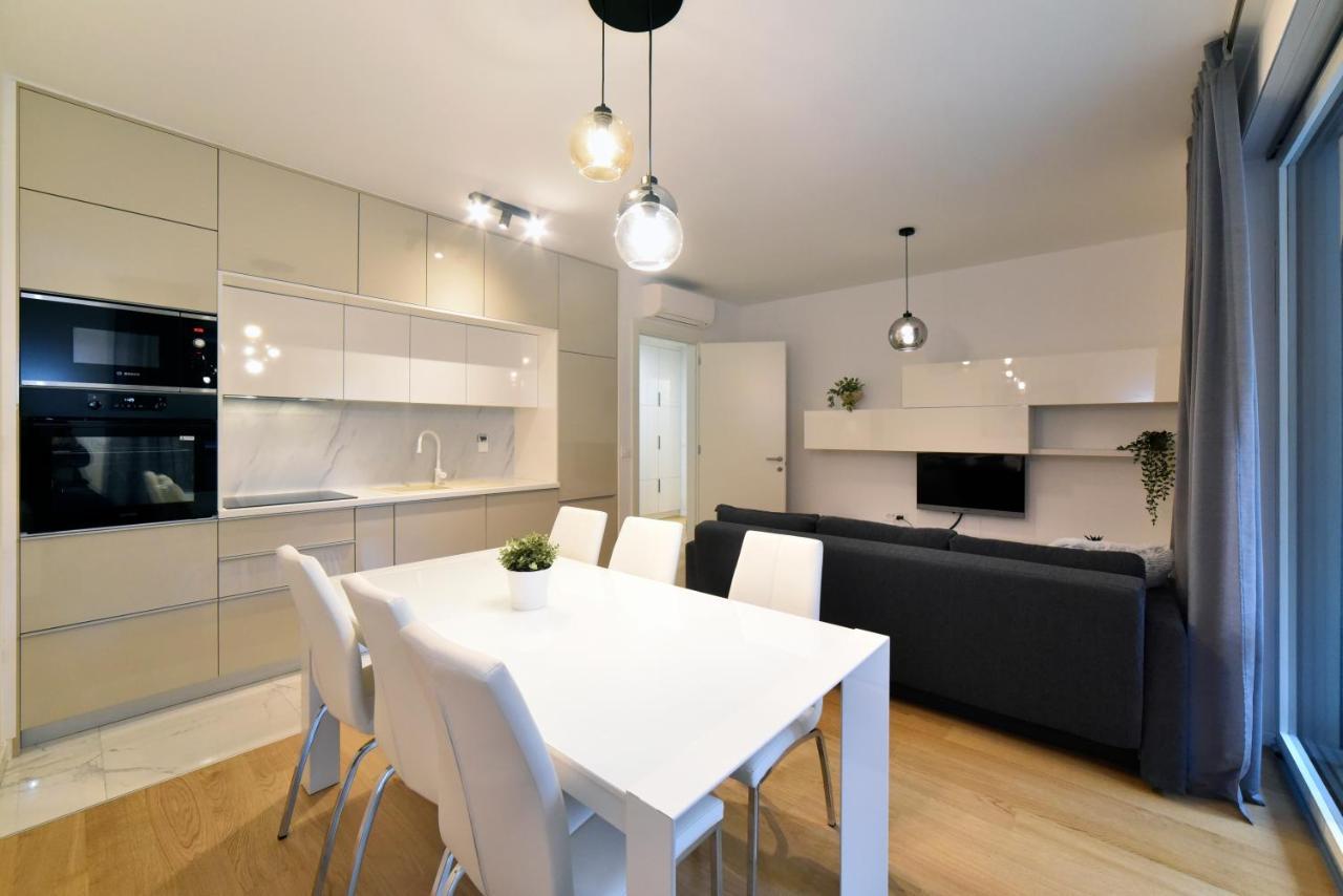 Ophelia Apartment With Parking Zagreb Ngoại thất bức ảnh
